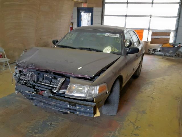 2FAHP71V78X106093 - 2008 FORD CROWN VICT TAN photo 2