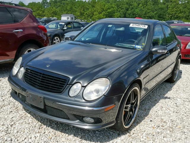 WDBUF76J74A510319 - 2004 MERCEDES-BENZ E 55 AMG CHARCOAL photo 2