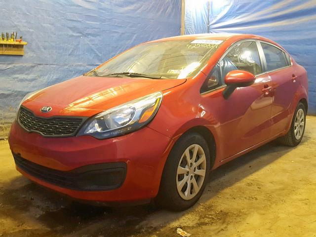 KNADM4A37F6515747 - 2015 KIA RIO LX RED photo 2