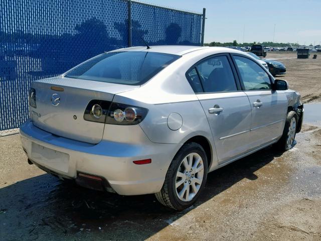 JM1BK32F981799949 - 2008 MAZDA 3 I SILVER photo 4