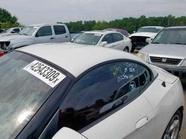 WBALM5C51BE378532 - 2011 BMW Z4 SDRIVE3 WHITE photo 9