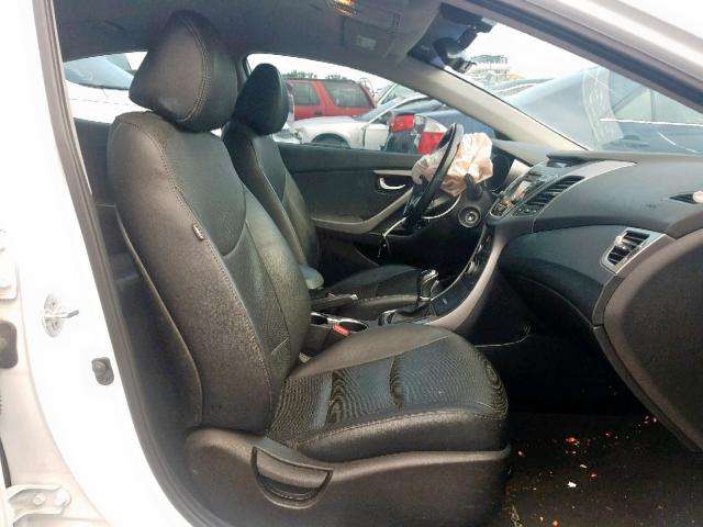 5NPDH4AE4FH610670 - 2015 HYUNDAI ELANTRA SE WHITE photo 5