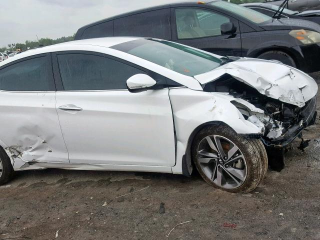 5NPDH4AE4FH610670 - 2015 HYUNDAI ELANTRA SE WHITE photo 9