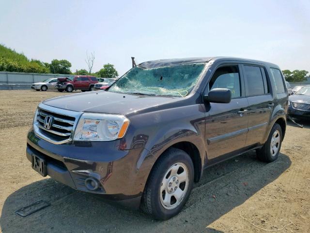 5FNYF4H28DB024553 - 2013 HONDA PILOT LX BROWN photo 2