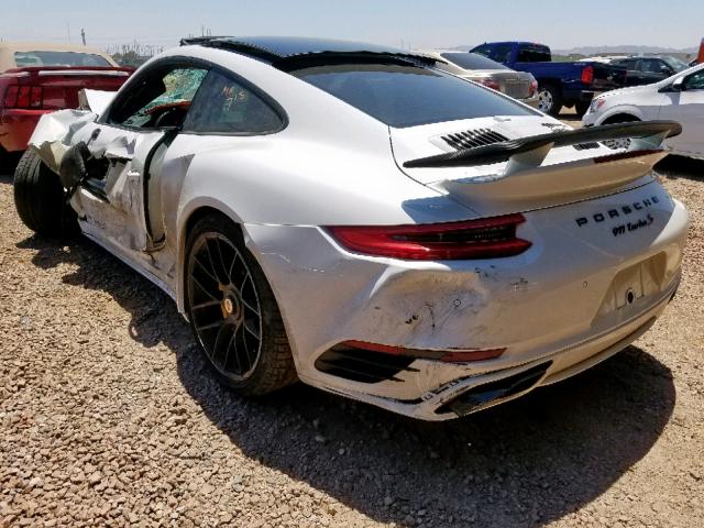 WP0AD2A90HS166729 - 2017 PORSCHE 911 TURBO WHITE photo 3