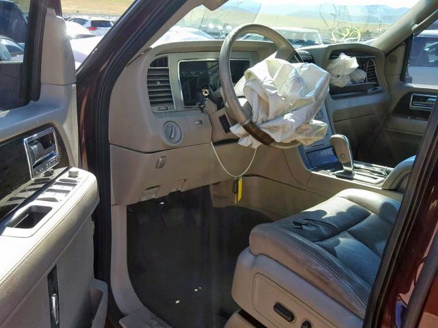 5LMJJ2J57AEJ04926 - 2010 LINCOLN NAVIGATOR წითელი ფოტო 9