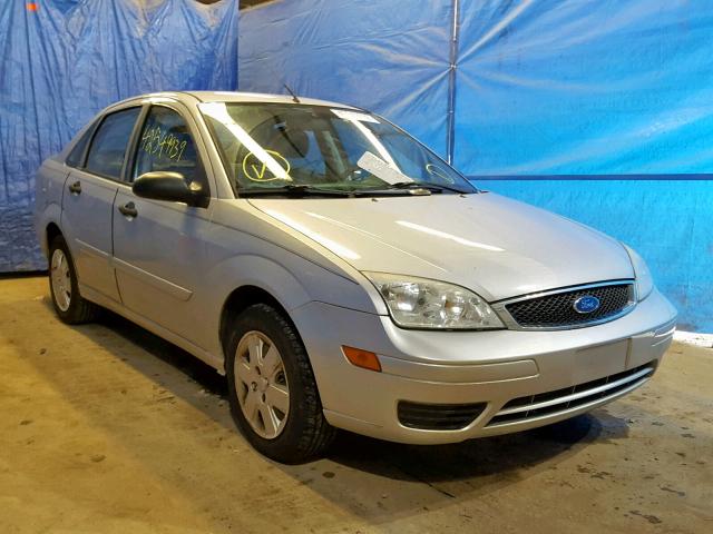 1FAFP34N57W285790 - 2007 FORD FOCUS ZX4 SILVER photo 1