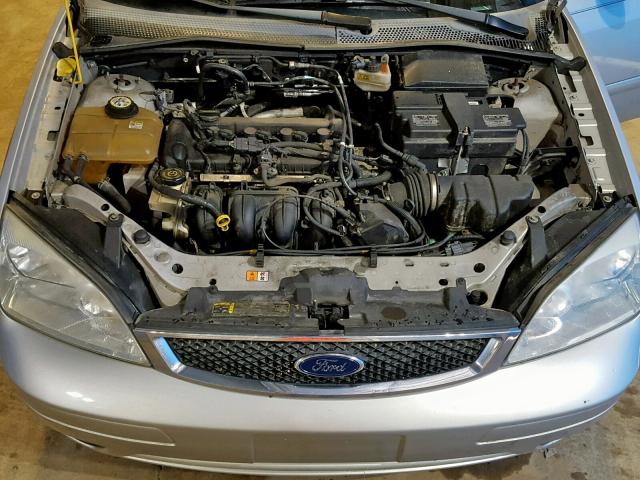 1FAFP34N57W285790 - 2007 FORD FOCUS ZX4 SILVER photo 7