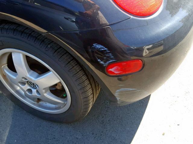 3VWCK21C01M421269 - 2001 VOLKSWAGEN NEW BEETLE შავი ფოტო 9
