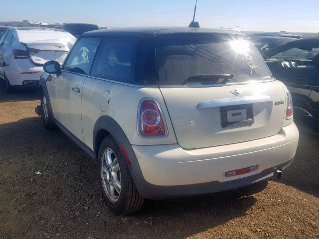 WMWSU3C57DT681703 - 2013 MINI COOPER WHITE photo 3