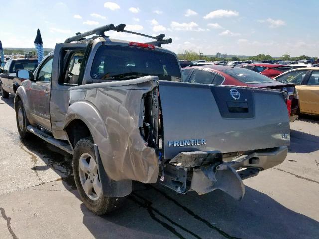 1N6AD07W05C417785 - 2005 NISSAN FRONTIER C GOLD photo 3