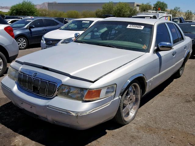 2MEFM75W3YX632135 - 2000 MERCURY GRAND MARQ GRAY photo 2