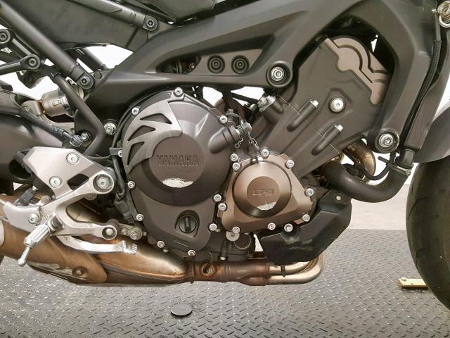 JYARN33YXGA003161 - 2016 YAMAHA FZ09 C TAN photo 5