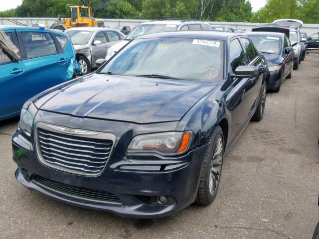 2C3CCADT2DH739312 - 2013 CHRYSLER 300C VARVA BLACK photo 2