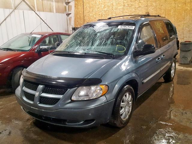 2C4GP54L05R189550 - 2005 CHRYSLER TOWN&COUNT BLUE photo 2