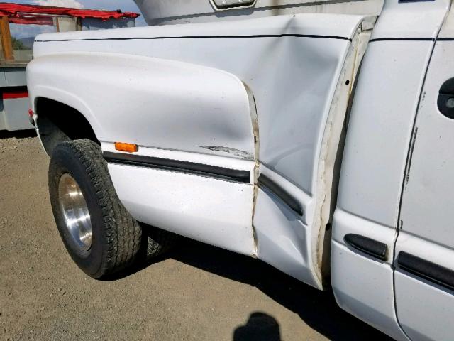 3B7MC36D5WM227873 - 1998 DODGE RAM 3500 WHITE photo 9