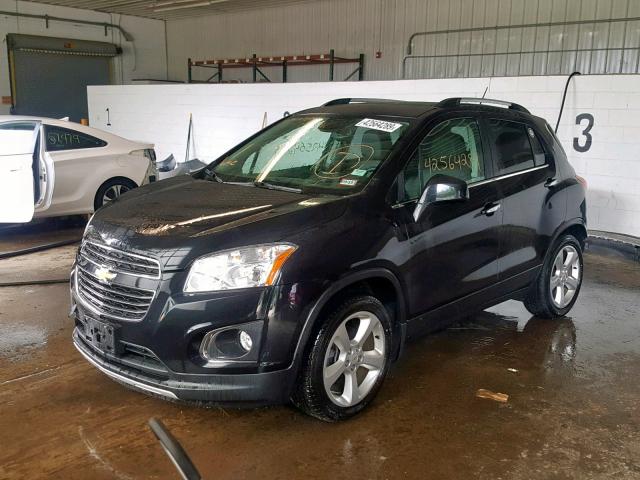 KL7CJTSB0FB163946 - 2015 CHEVROLET TRAX LTZ GRAY photo 2