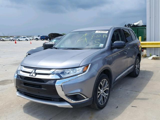 JA4AD2A37HZ017005 - 2017 MITSUBISHI OUTLANDER GRAY photo 2