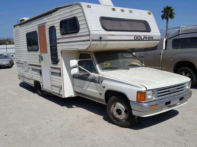 JT5RN75U6H0013145 - 1987 TOYOTA DOLPHIN WHITE photo 2