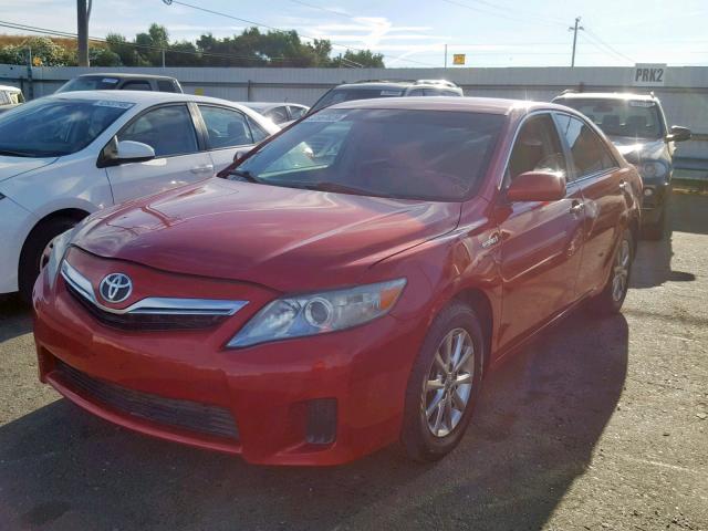 4T1BB3EK4BU131762 - 2011 TOYOTA CAMRY HYBR RED photo 2