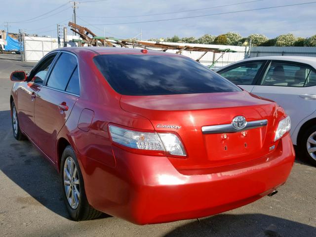 4T1BB3EK4BU131762 - 2011 TOYOTA CAMRY HYBR RED photo 3