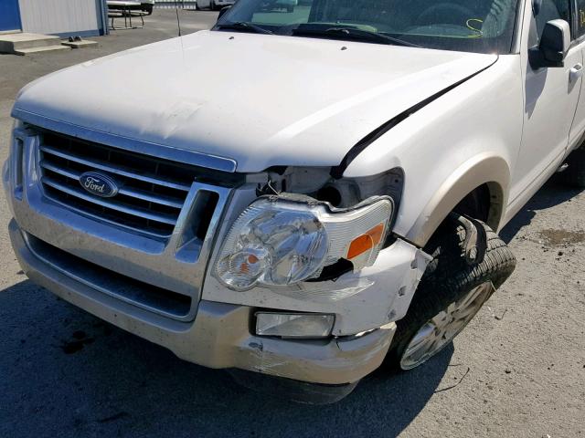 1FMEU7EE3AUA28582 - 2010 FORD EXPLORER E WHITE photo 9