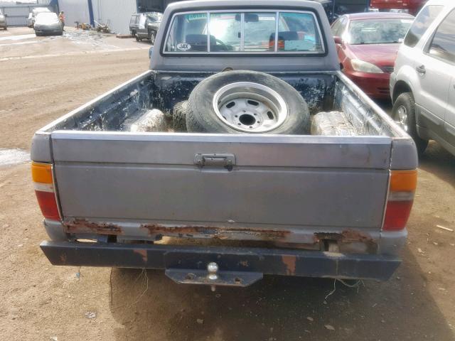 JT4RN60S4F5076913 - 1985 TOYOTA PICKUP RN6 GREEN photo 6