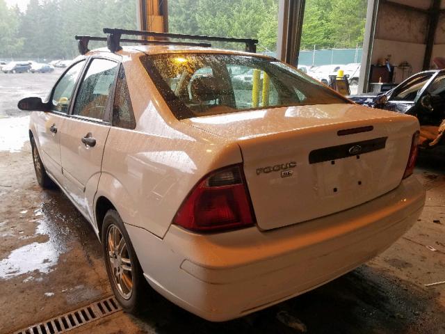 1FAFP34N37W237690 - 2007 FORD FOCUS ZX4 WHITE photo 3