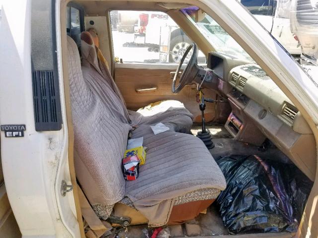 JT5RN75T8J0023690 - 1988 TOYOTA PICKUP CAB WHITE photo 5