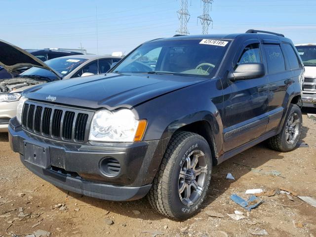 1J4GR48K45C659992 - 2005 JEEP GRAND CHER GRAY photo 2