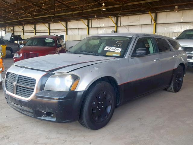 2D4FV48T15H186302 - 2005 DODGE MAGNUM SE TWO TONE photo 2