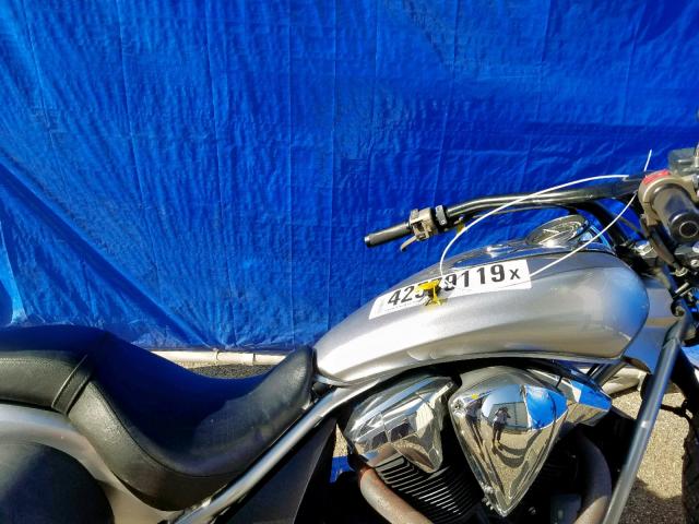 JH2SC6678EK400012 - 2014 HONDA VT1300 CT SILVER photo 5