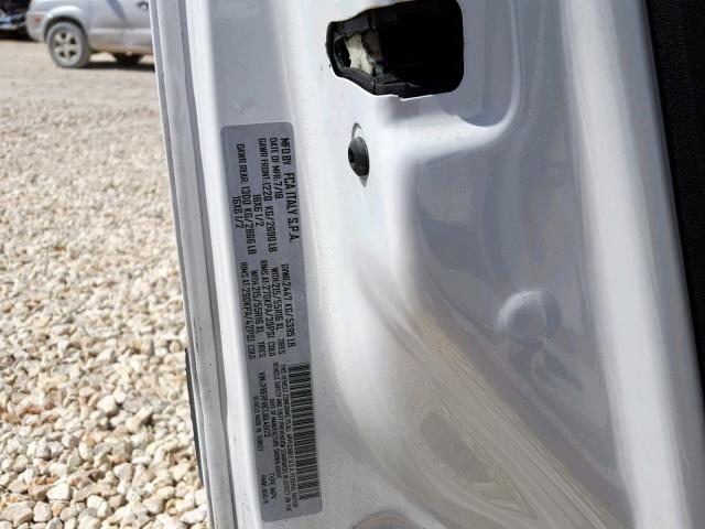 ZFBERFAB7J6L45123 - 2018 RAM PROMASTER 白色 照片 10