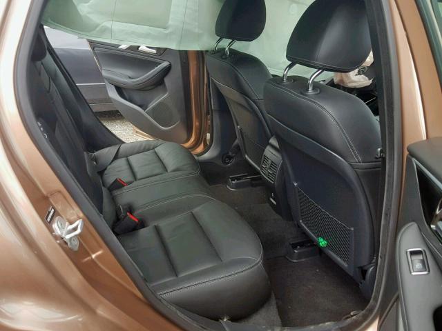 SJKCH5CP9HA025848 - 2017 INFINITI QX30 BASE PINK photo 6