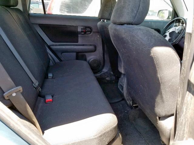 JTLZE4FE1A1106928 - 2010 TOYOTA SCION XB ნაცრისფერი ფოტო 6