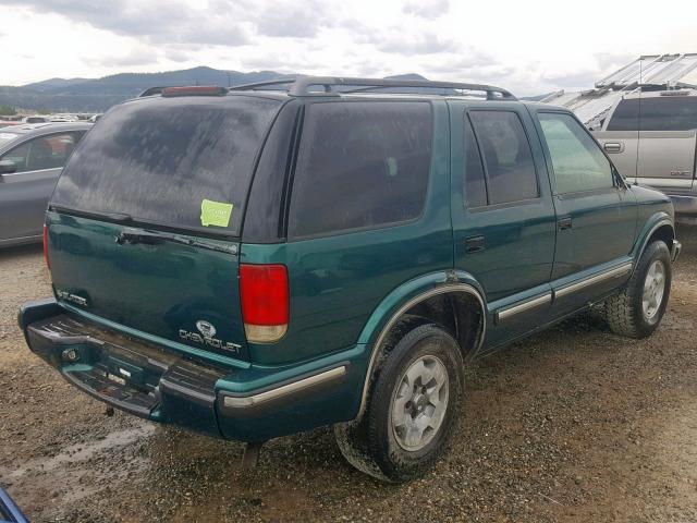 1GNDT13W8W2234079 - 1998 CHEVROLET BLAZER GREEN photo 4