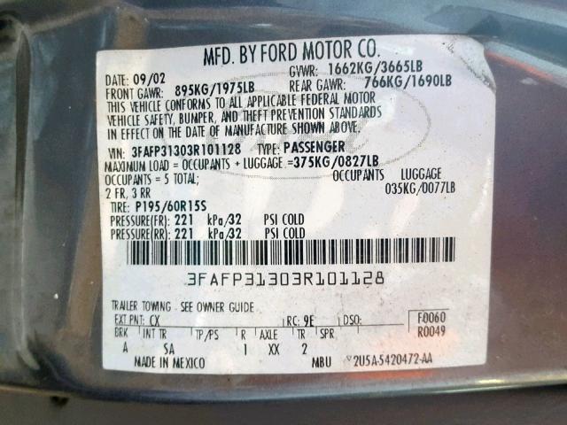 3FAFP31303R101128 - 2003 FORD FOCUS ZX3 GRAY photo 10