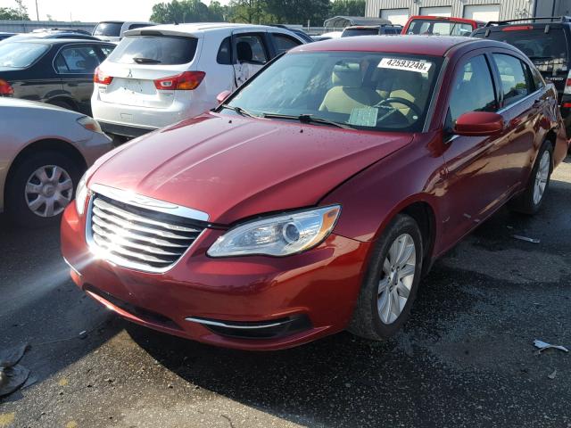 1C3CCBBB4DN558722 - 2013 CHRYSLER 200 TOURIN RED photo 2