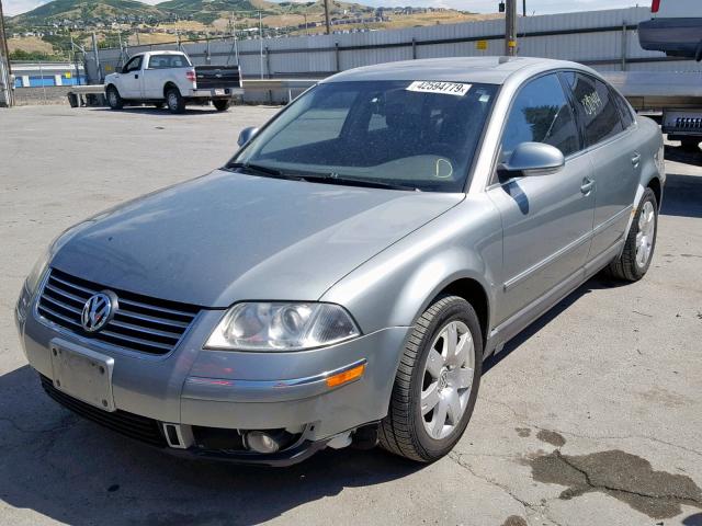 WVWAD63B05E019506 - 2005 VOLKSWAGEN PASSAT GLS GRAY photo 2