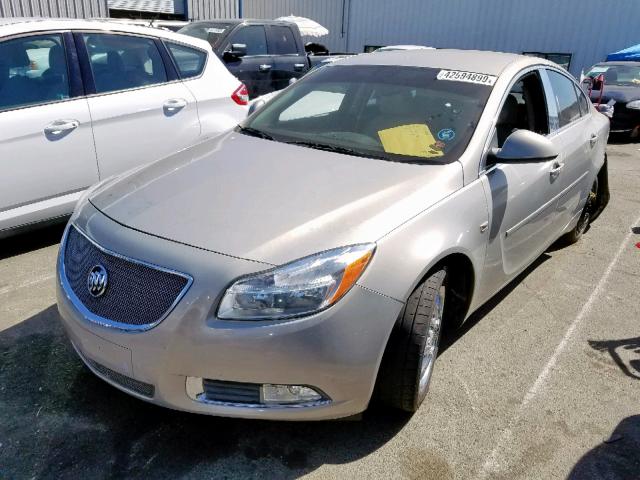 W04GR5EC8B1128773 - 2011 BUICK REGAL CXL SILVER photo 2