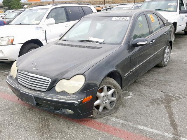 WDBRF61J22F279384 - 2002 MERCEDES-BENZ C 240 BLACK photo 2