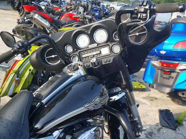 1HD1FCW103Y608268 - 2003 HARLEY-DAVIDSON FLHTCUI BLACK photo 5