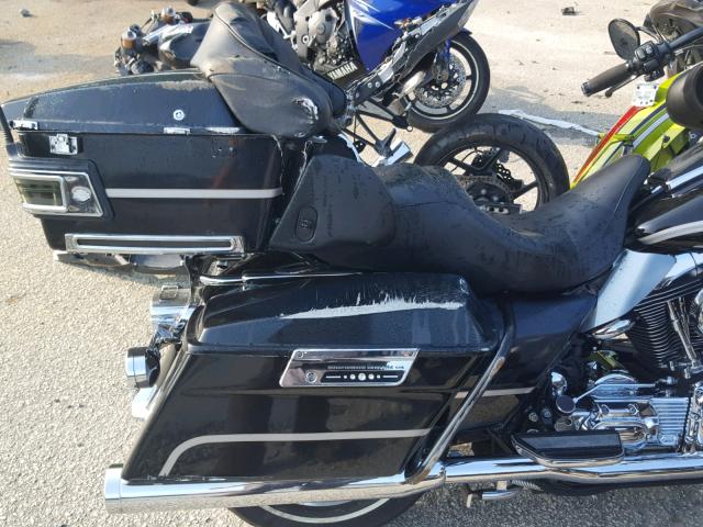 1HD1FCW103Y608268 - 2003 HARLEY-DAVIDSON FLHTCUI BLACK photo 6