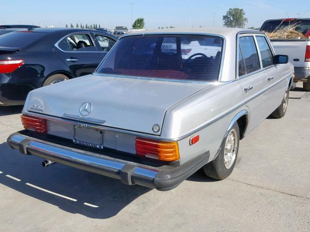 11501712027377 - 1975 MERCEDES-BENZ 230 SILVER photo 4