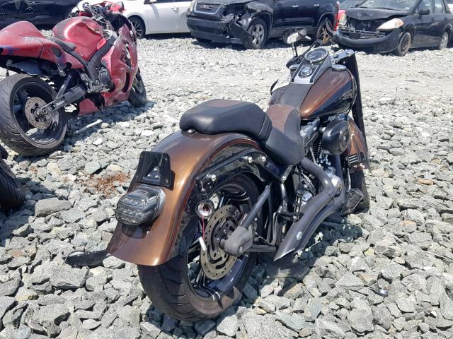 1HD1JNV26DB017306 - 2013 HARLEY-DAVIDSON FLSTFB FAT TWO TONE photo 4