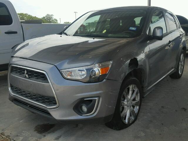 4A4AP3AU5FE017206 - 2015 MITSUBISHI OUTLANDER GRAY photo 2