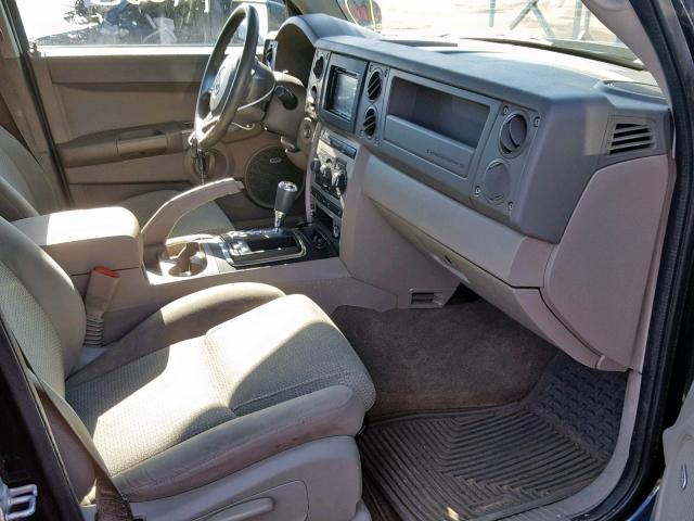 1J8HG48P37C671610 - 2007 JEEP COMMANDER BLACK photo 5