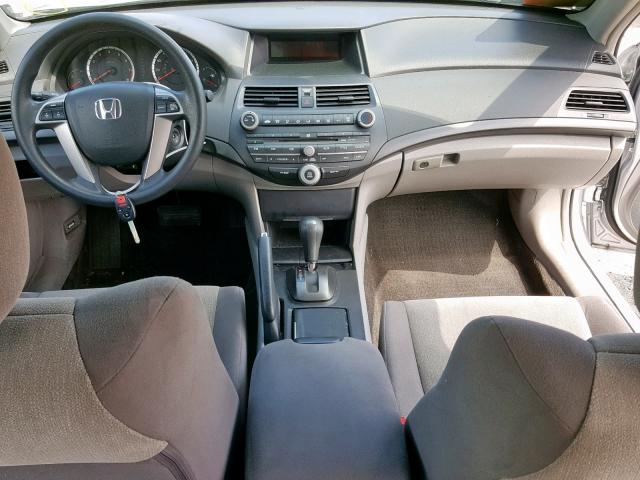 1HGCP26459A020171 - 2009 HONDA ACCORD LXP SILVER photo 9