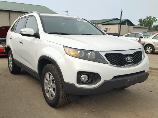 5XYKT4A18BG128661 - 2011 KIA SORENTO BA WHITE photo 1