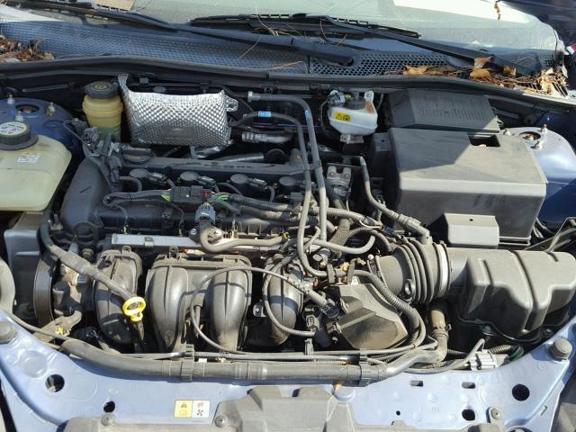 1FAFP34N95W304998 - 2005 FORD FOCUS ZX4 BLUE photo 7